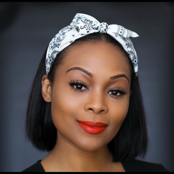 New White Paisley bandana print fabric top bow knot flexible comfy headband - Picture 5 of 10